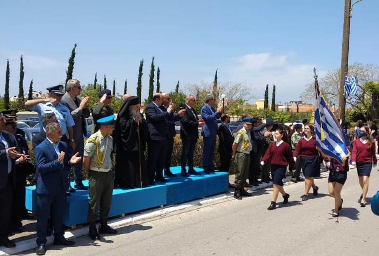 Ο Υφυπουργός στον Πρωθυπουργό Χρήστος Τριαντόπουλος στις εορταστικές εκδηλώσεις για την επέτειο της Σαμιακής Επανάστασης