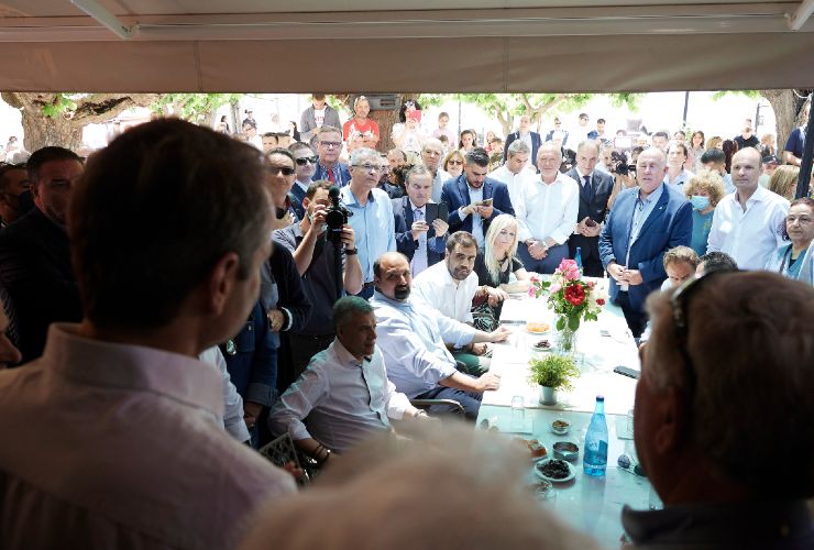 Περιοδεία Πρωθυπουργού Κυριάκου Μητσοτάκη στη Μαγνησία, συνοδεία του Υφυπουργού στον Πρωθυπουργό Χρήστου Τριαντόπουλου