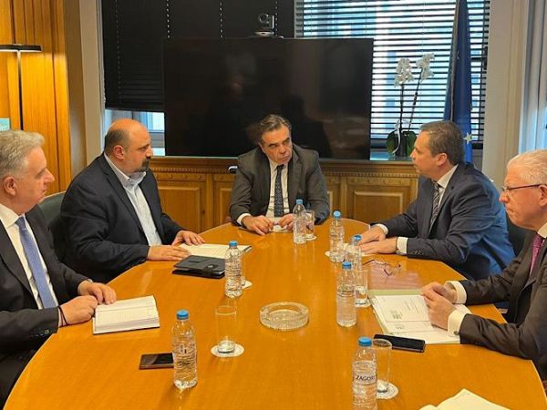 «Συνεργασία με τον Υπουργό ΥΠΑΑΤ Μ. Σχοινά για τον πρωτογενή τομέα της&nbsp;Μαγνησίας»