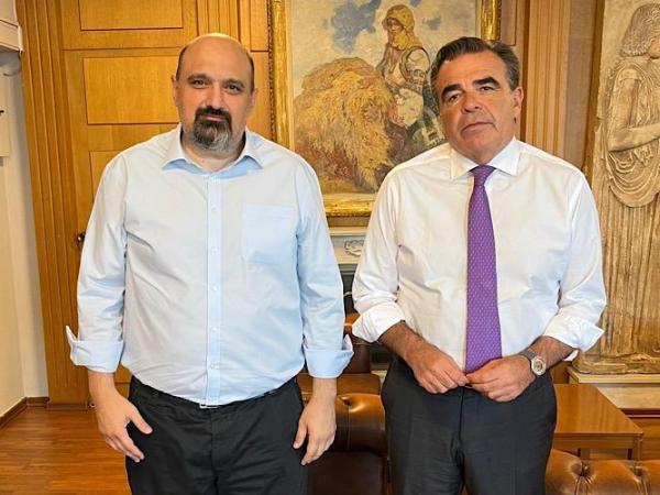 «Συνάντηση με τον ΥΠΑΑΤ κ. Μ. Σχοινά για την αξιοποίηση του κτιρίου του ΕΛΓΟ – ΔΗΜΗΤΡΑ στον&nbsp;Βόλο»
